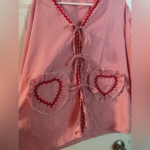 Cute Tie Front Red & White Top